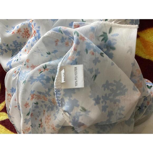 Floral‎ Off Shoulder Romper Women’s Med Blue Summer Short Sleeve Casual Cute - Picture 8 of 9